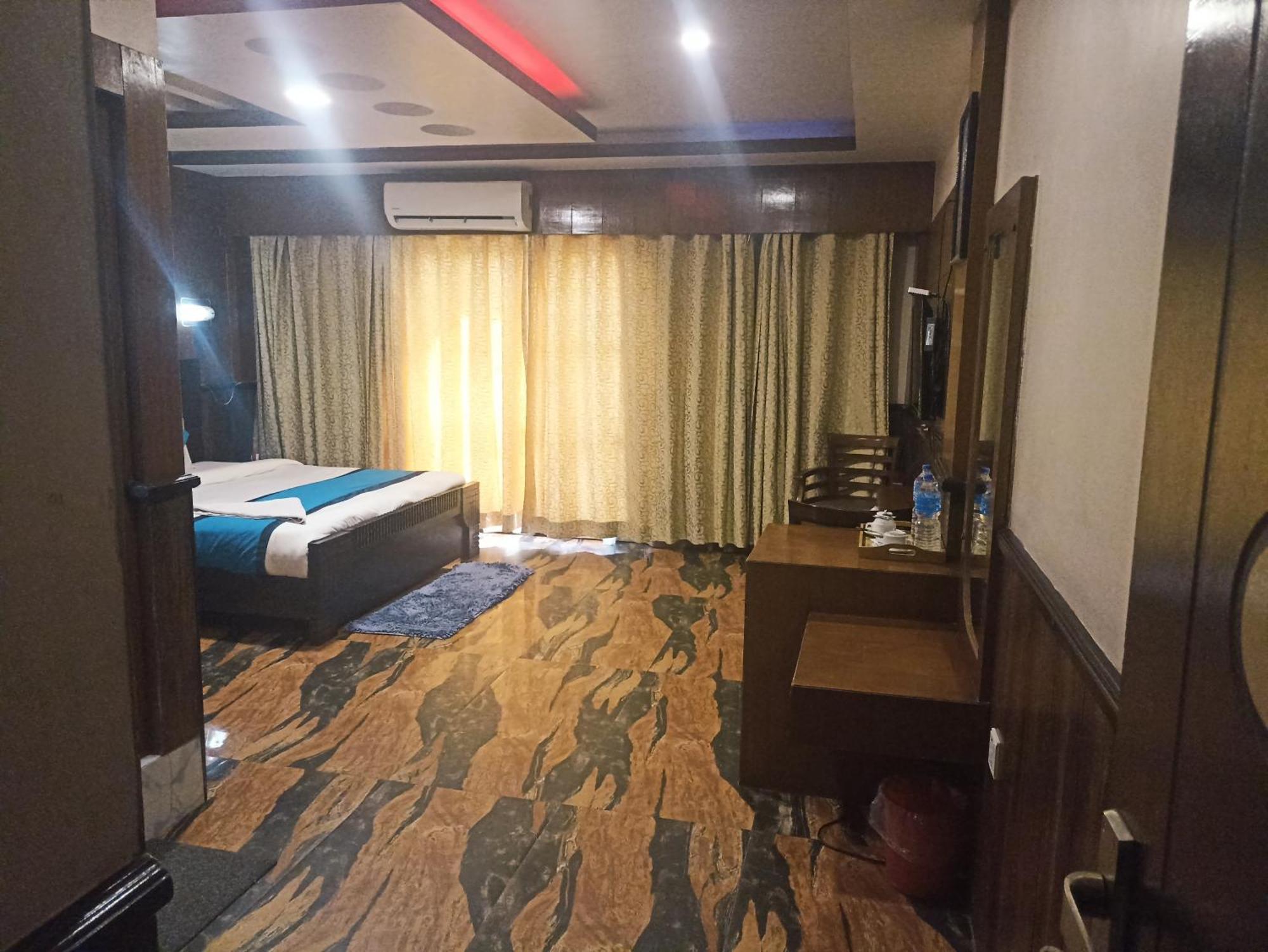 Hotel Prakash International Hetauda Room photo